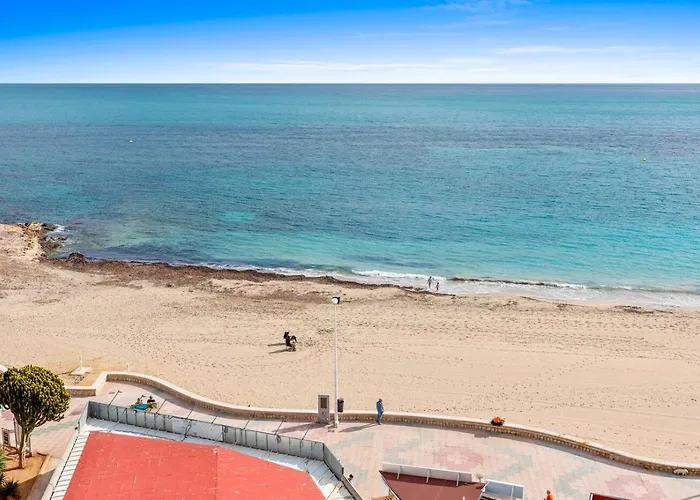 Aquarium - Plusholidays * Ifach