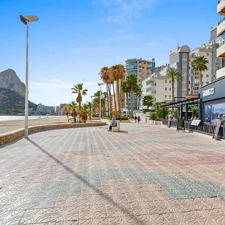 Aquarium - Plusholidays 아파트 *